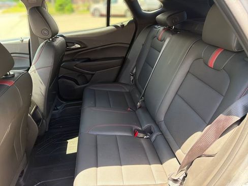 New 2026 Chevrolet Trax RS w/ Sunroof Package FWD image 10