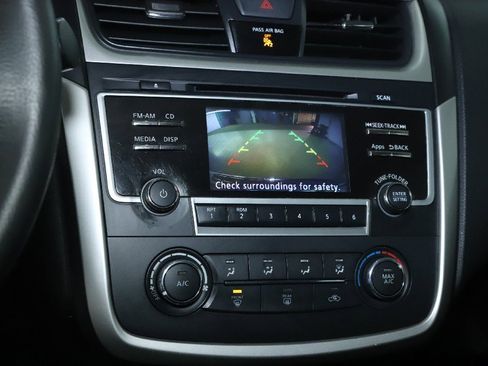 Used 2016 Nissan Altima 3.5 SR image 25
