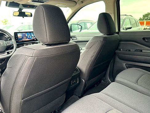 New 2026 Nissan Pathfinder SV FWD image 15