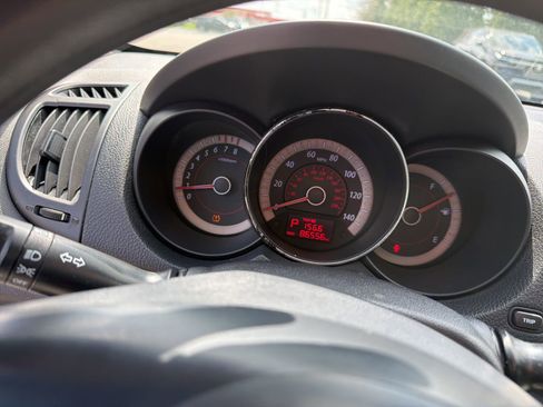 Used 2013 Kia Forte LX image 12