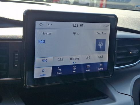 Certified 2023 Ford Explorer XLT w/ Equipment Group 202A AWD/4WD image 18