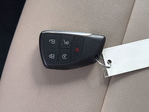 Used 2025 Buick Enclave Preferred w/ Trailering Package, 5000 lbs. image 27