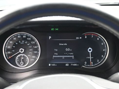 Used 2023 Genesis G70 2.0T image 12