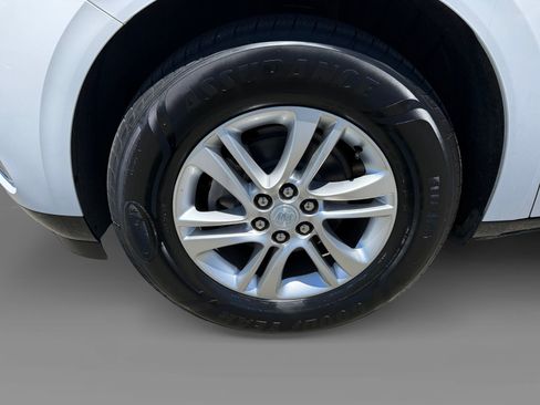 Used 2018 Buick Enclave Essence FWD image 9