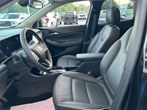 Used 2024 Buick Encore GX Avenir w/ Avenir Convenience Package AWD/4WD image 23