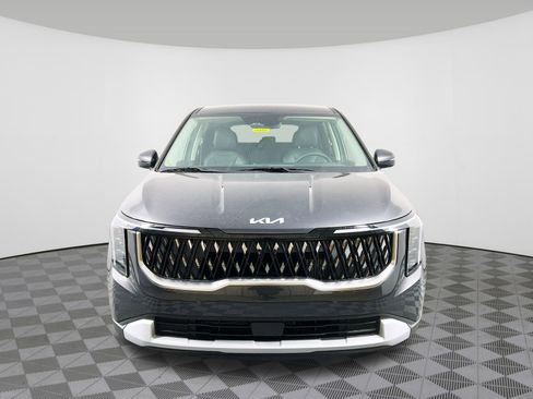 New 2026 Kia Carnival LXS FWD image 28