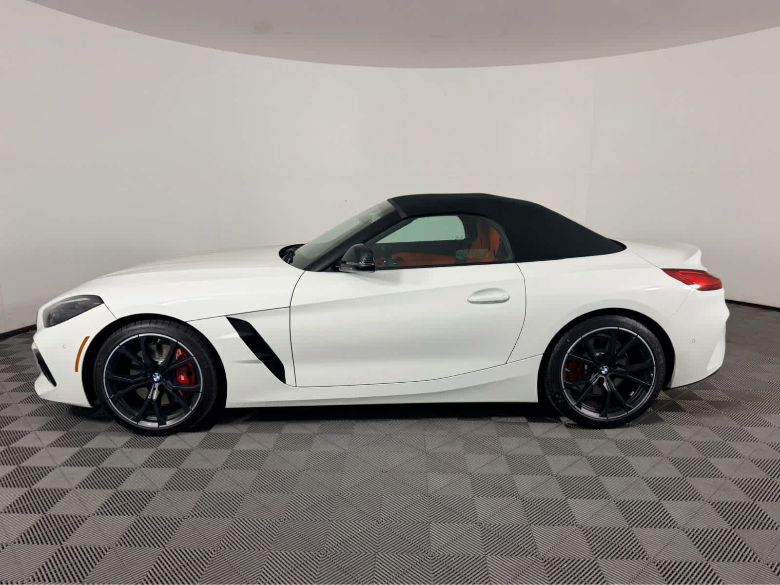Used 2026 BMW Z4 sDrive30i w/ Premium Package RWD image 6