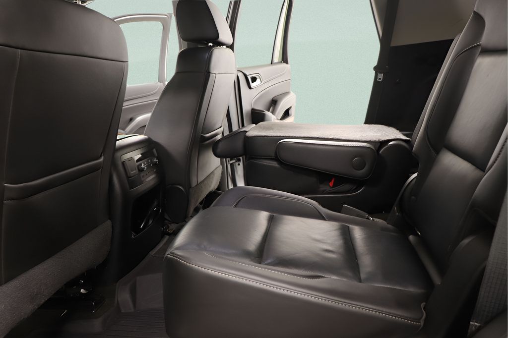 Used 2019 Chevrolet Tahoe Premier AWD/4WD image 28