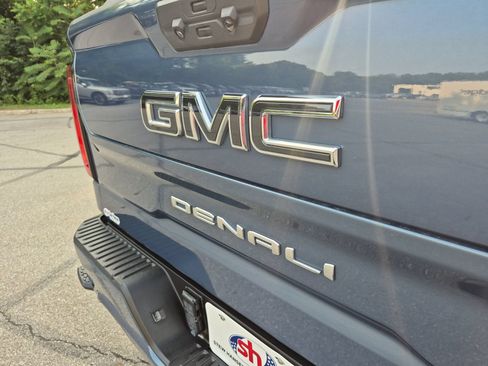 Certified 2024 GMC Sierra 1500 Denali Ultimate AWD/4WD image 32