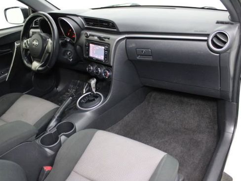Used 2014 Scion tC image 23