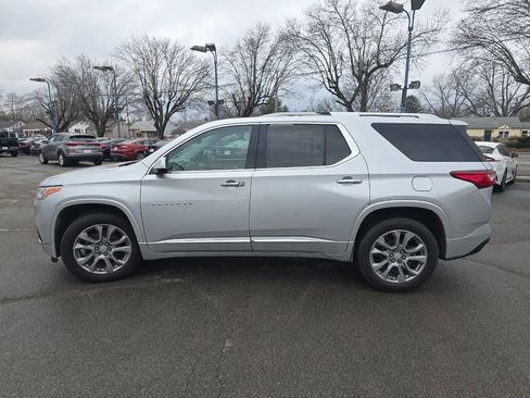 Used 2018 Chevrolet Traverse Premier w/ Driver Confidence II Package image 3