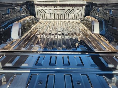 New 2026 Chevrolet Silverado EV LT image 40