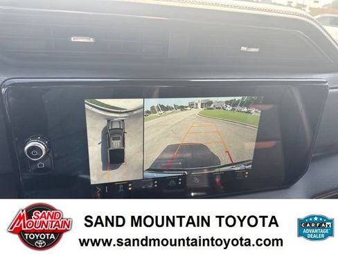 Used 2023 GMC Sierra 1500 AT4 w/ AT4 Premium Package AWD/4WD image 25