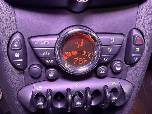 Used 2013 MINI Cooper Hardtop image 17