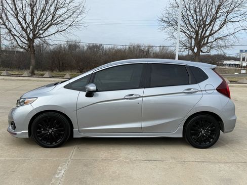 Used 2019 Honda Fit Sport image 2