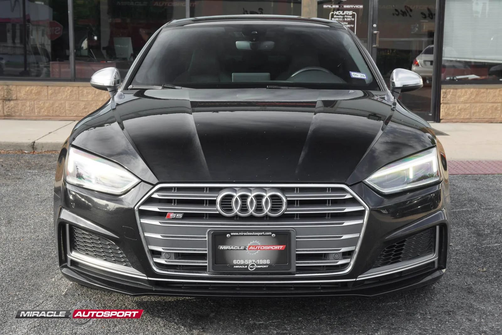 Used 2018 Audi S5 Premium Plus w/ Navigation Package AWD/4WD image 2