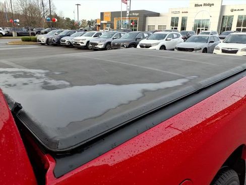 Used 2019 RAM 1500 Express w/ Express Value Package image 14