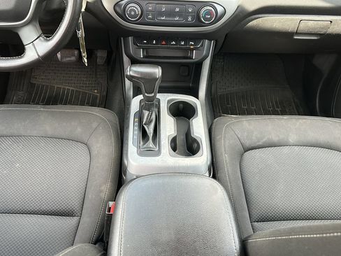 Used 2019 Chevrolet Colorado LT w/ LT Convenience Package RWD image 15