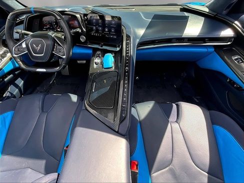 Used 2023 Chevrolet Corvette Z06 w/ Z07 Performance Package RWD image 7