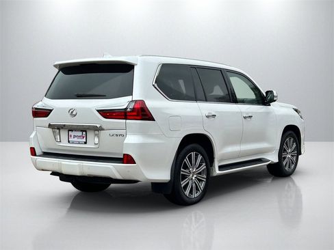 Used 2017 Lexus LX 570 4WD image 5