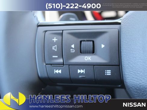 New 2026 Nissan Pathfinder SL FWD image 30