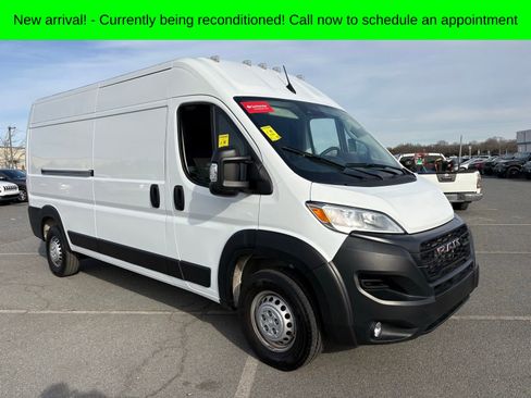 Used 2024 RAM ProMaster 2500 w/ Convenience Group image 1
