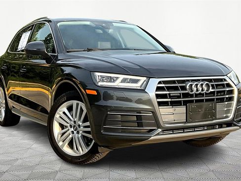 Used 2019 Audi Q5 2.0T Premium Plus w/ Premium Plus Package image 12