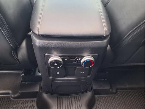 Used 2024 Ford Explorer XLT w/ Equipment Group 202A AWD/4WD image 17