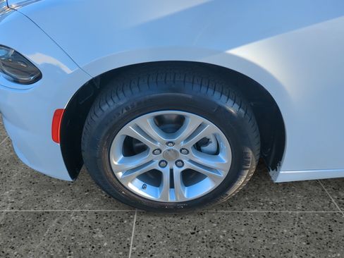 Used 2022 Dodge Charger SXT image 14