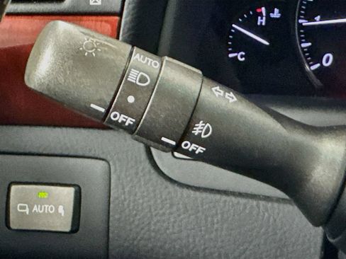 Used 2008 Lexus LS 460 RWD image 12