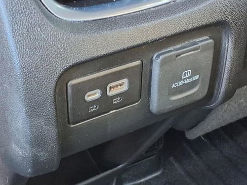 Used 2022 Chevrolet Blazer Premier image 23