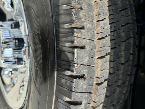 Used 2018 Chevrolet Express 2500 image 11