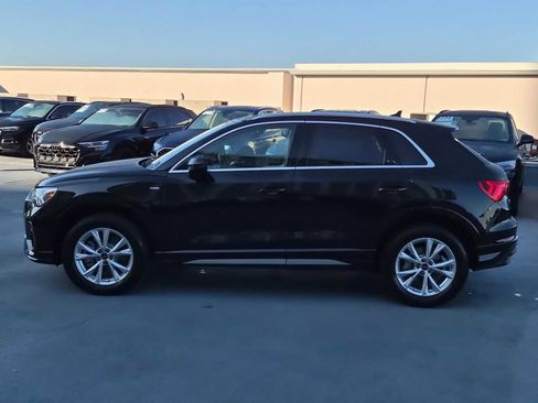 Certified 2025 Audi Q3 2.0T Premium w/ Convenience Package image 3