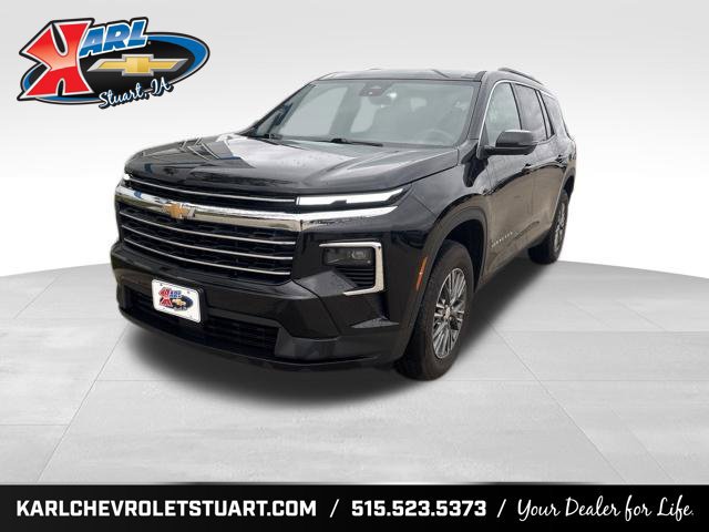 Used 2025 Chevrolet Traverse LT w/ Driver Confidence Package AWD/4WD image 1
