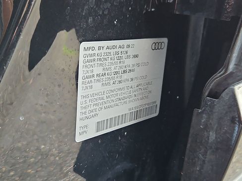 Used 2023 Audi Q3 2.0T Premium Plus w/ Premium Plus Package image 34