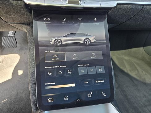 Used 2025 Lucid Air Touring AWD/4WD image 13