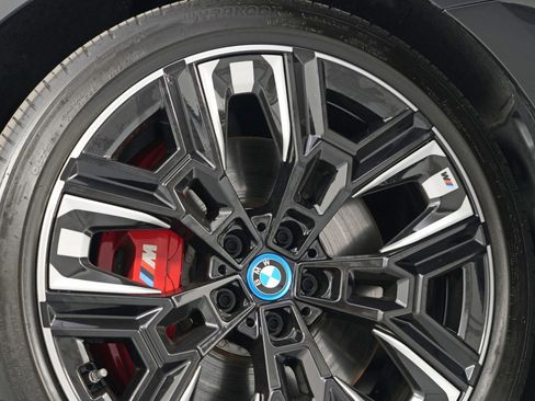 Used 2024 BMW i5 M60 w/ Premium Package image 58