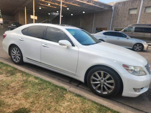 Used 2011 Lexus LS 460 w/ Comfort Pkg RWD image 1