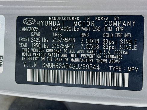 Used 2025 Hyundai Kona SEL FWD image 12