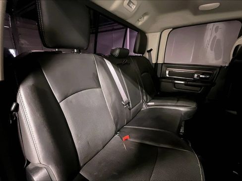 Used 2016 RAM 1500 Laramie w/ Convenience Group AWD/4WD image 32
