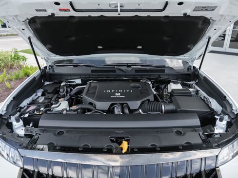 New 2026 INFINITI QX80 4WD w/ Sport Exterior Package image 36