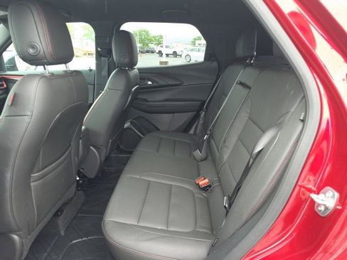 Used 2025 Chevrolet TrailBlazer RS w/ Convenience Package FWD image 13