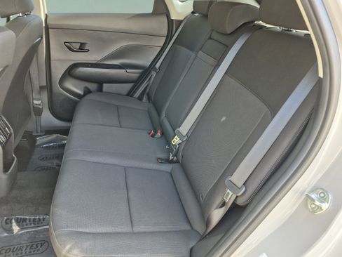 Used 2025 Hyundai Kona SEL FWD image 16