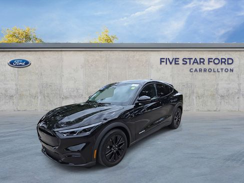 Used 2025 Ford Mustang Mach-E Select AWD/4WD image 4