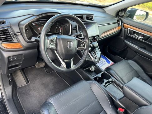 Used 2019 Honda CR-V Touring image 14