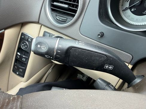 Used 2013 Mercedes-Benz C 300 4MATIC Sedan image 21
