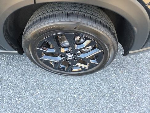 Certified 2024 Honda HR-V Sport image 12