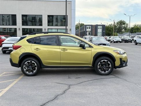 Used 2023 Subaru Crosstrek 2.0i AWD/4WD image 8