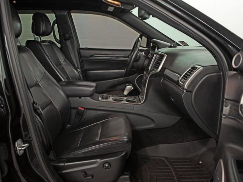 Used 2016 Jeep Grand Cherokee High Altitude AWD/4WD image 19