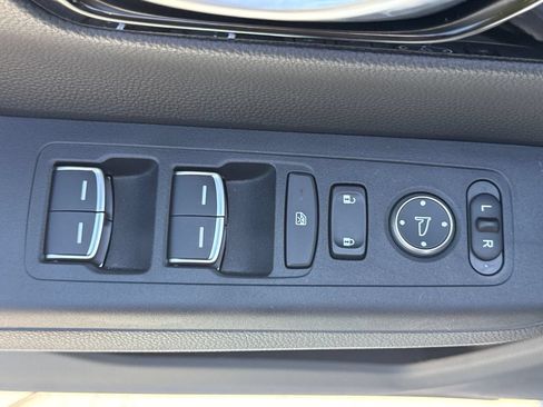 Used 2024 Honda CR-V EX-L image 14